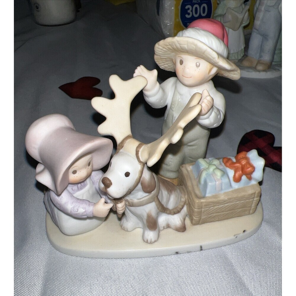 Circle of Friends by Masterpiece “Santa's Helper” Boy & Girl & Dog